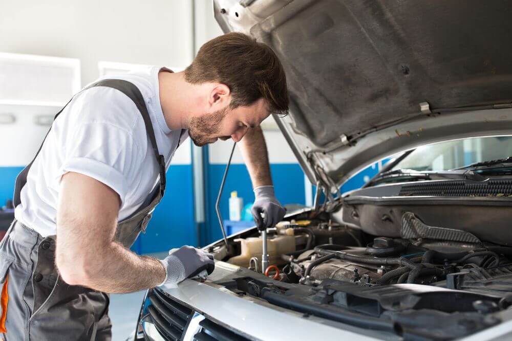 6 Most Common Car Engine Problems (and How to Fix Them)
